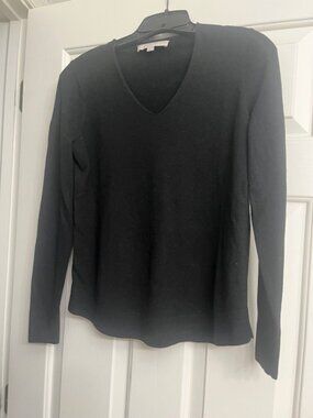 Women's V neck long sleeve pullover